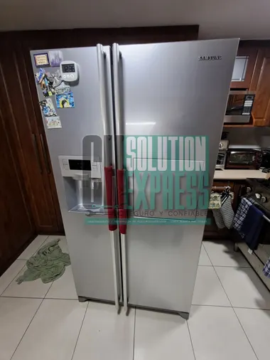 Cambio de filtro de agua de refrigerador Samsung